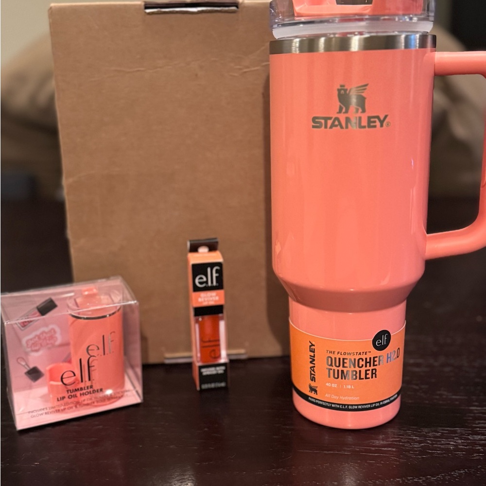 Coral Fixation Elf Stanley
